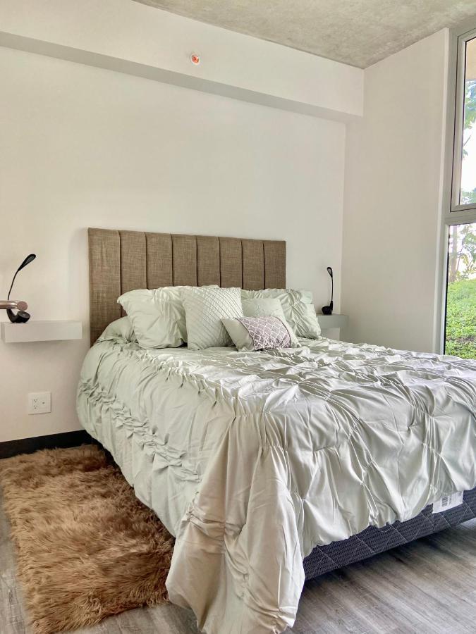 Comodo Y Elegante Apartamento En Fabuloso Condo! ซานโฮเซ ภายนอก รูปภาพ
