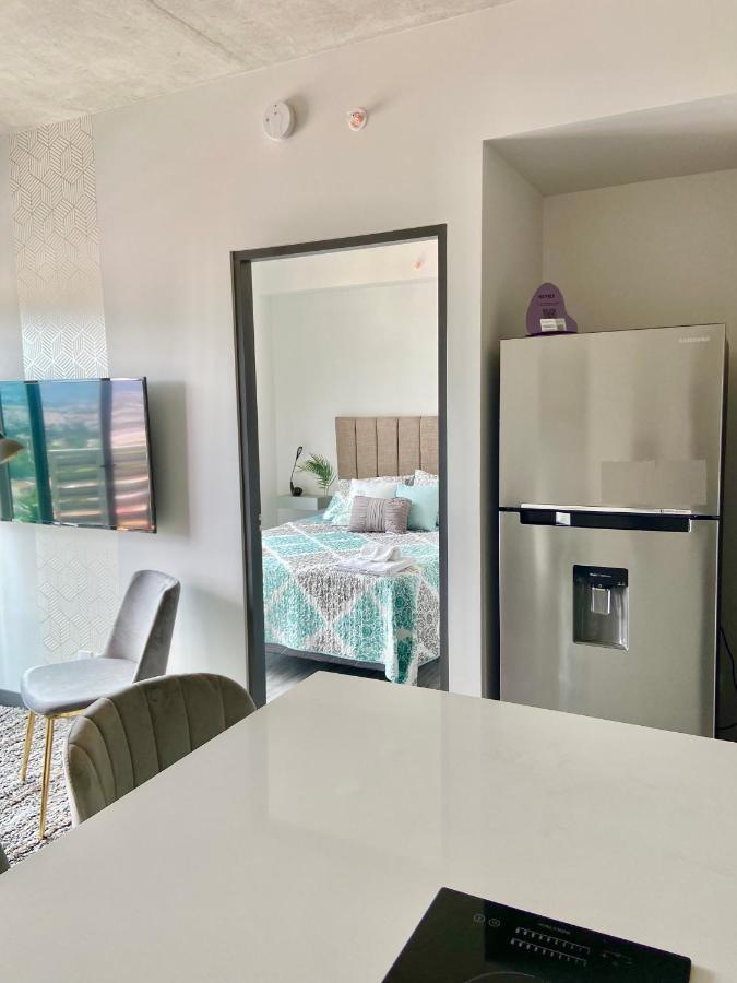 Comodo Y Elegante Apartamento En Fabuloso Condo! ซานโฮเซ ภายนอก รูปภาพ
